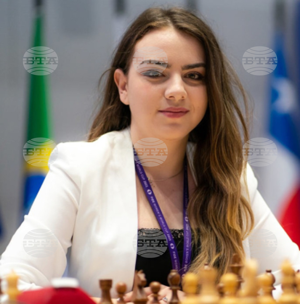 Indian women chess players at chess WC '21