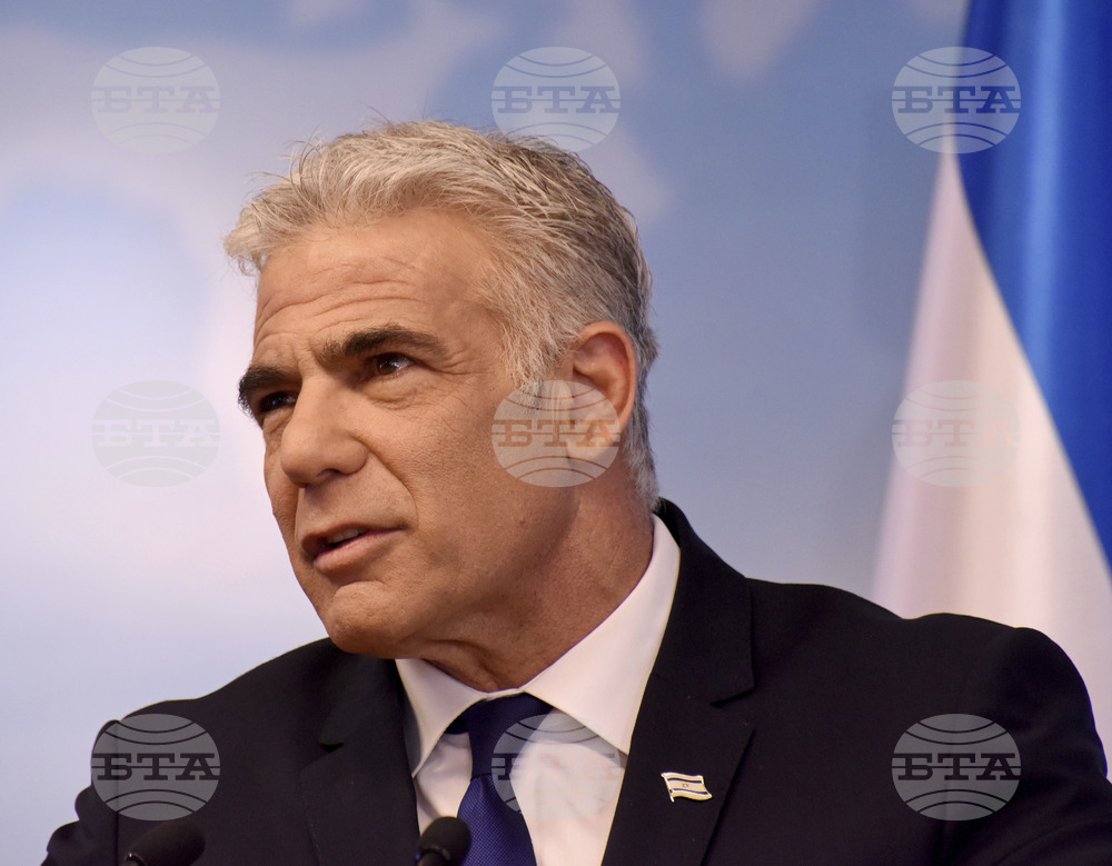 Служебният премиер на Израел замина на визита в Париж