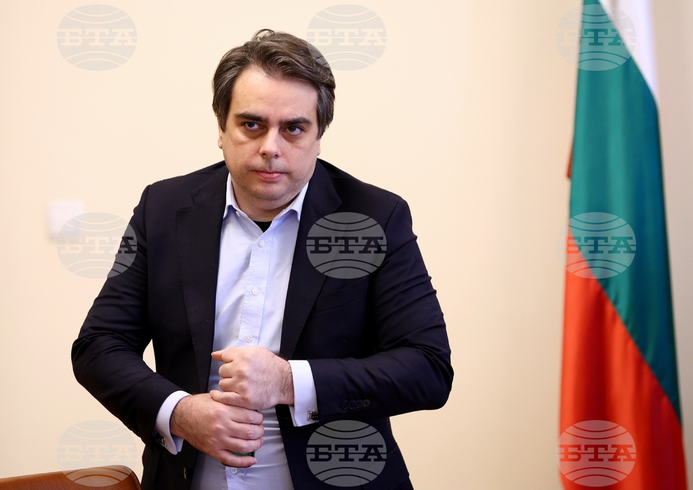 Finance Minister: Economic Impact of Bulgaria's Delayed Eurozone, Schengen Membership Is 4-5% of GDP