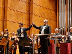 Le violoncelliste Gautier Capuçon crée un concerto de Danny Elfman avec  l'Orchestre philharmonique de Radio France