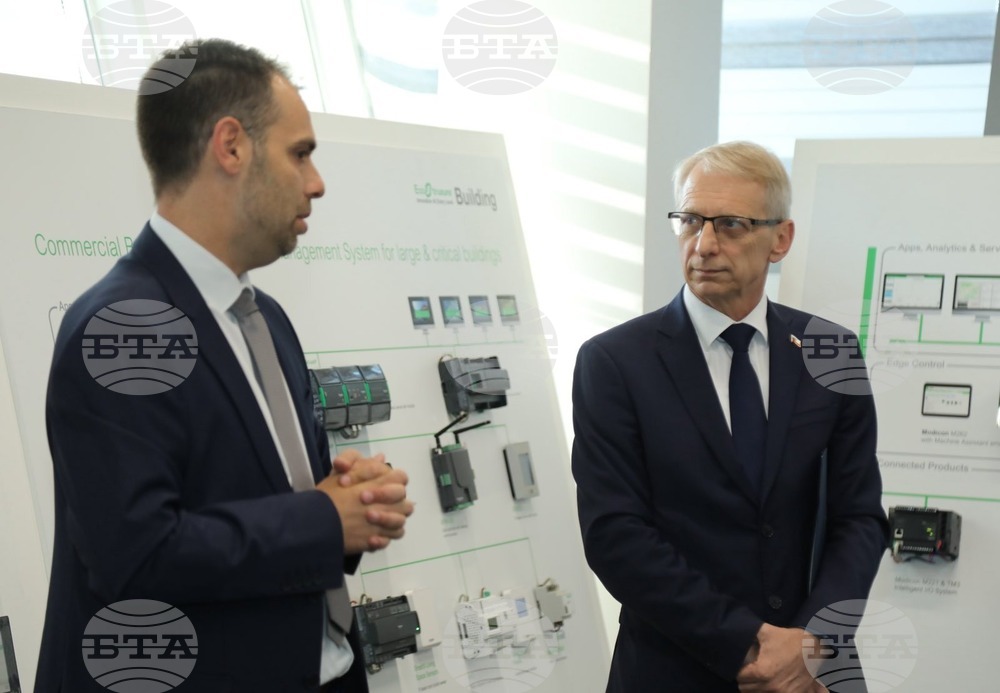 PM Attends Opening of New Biotechnology Centre, Visits Trakia Economic Zone