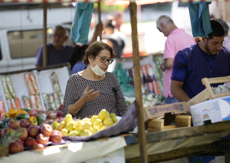 Statistics show that inflation in Brazil increased in October on an annual basis