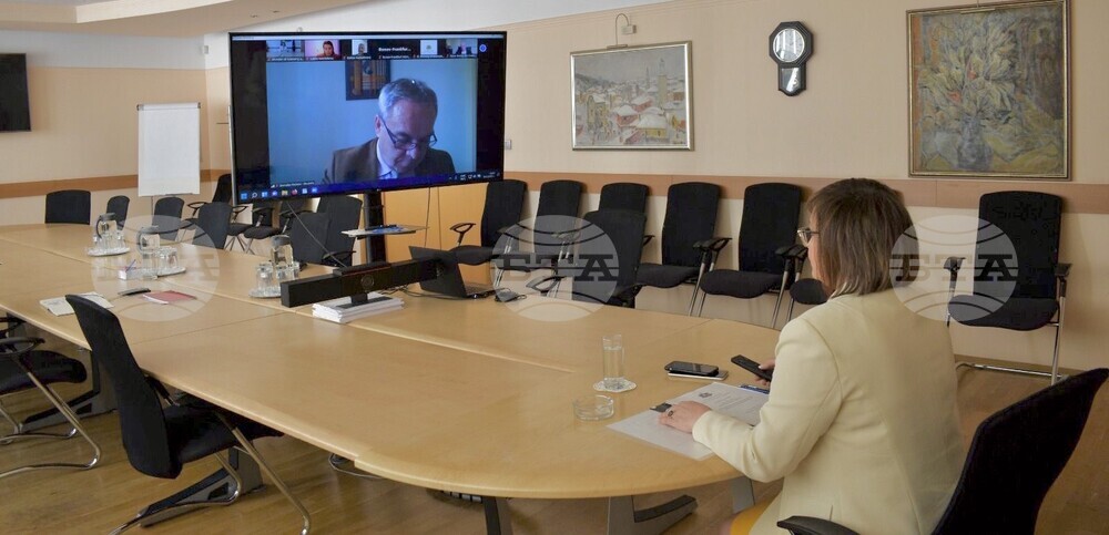 Mинистър Корнелия Нинова свика търговските ни аташета от цял свят, постави им задачи за месечен анализ и привличане на инвеститори