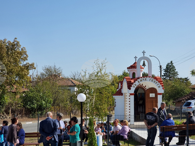 Първият фестивал „С песни в Първенец край Еркесията” събира в Стралджанско днес любители и пазители на фолклора