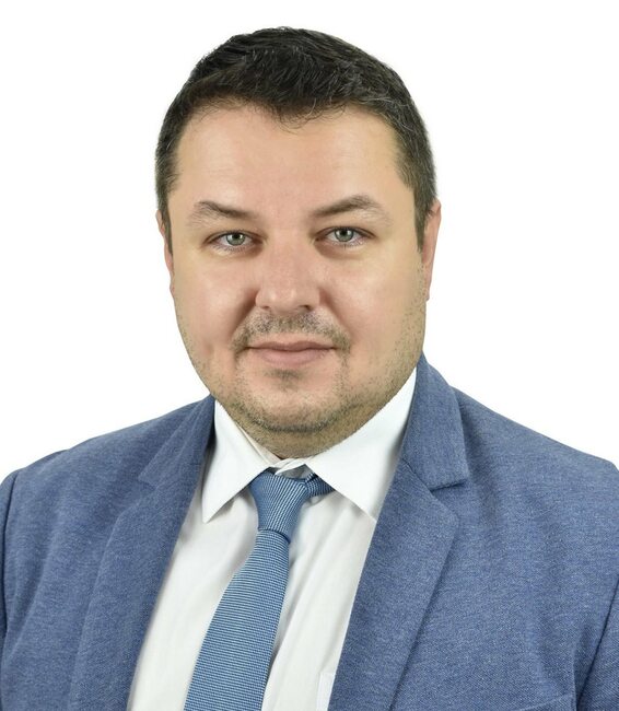 Един от големите проблеми в община Съединение е липсата на качествени пътища, единодушни са от МК "БСП за България"