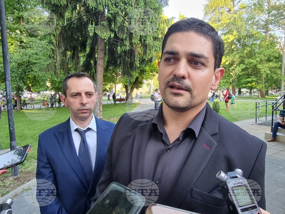 Министър Радостин Василев в Плевен: Утре ще отнемем лиценза на една федерация
