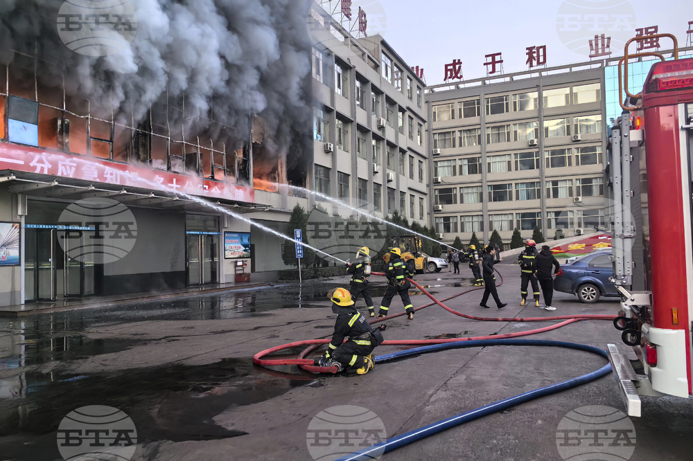 Двадесет и двама души загинаха при пожар в ресторант в Североизточен Китай