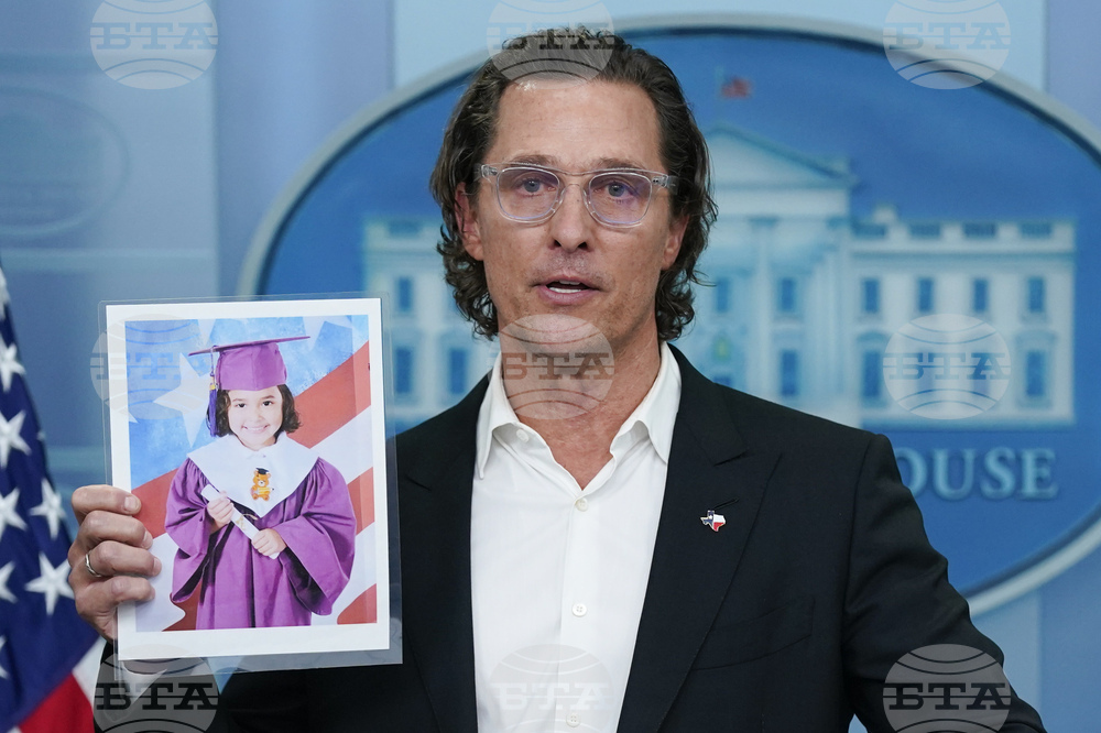 Матю Макконъхи призова за промяна на американското законодателство за оръжията