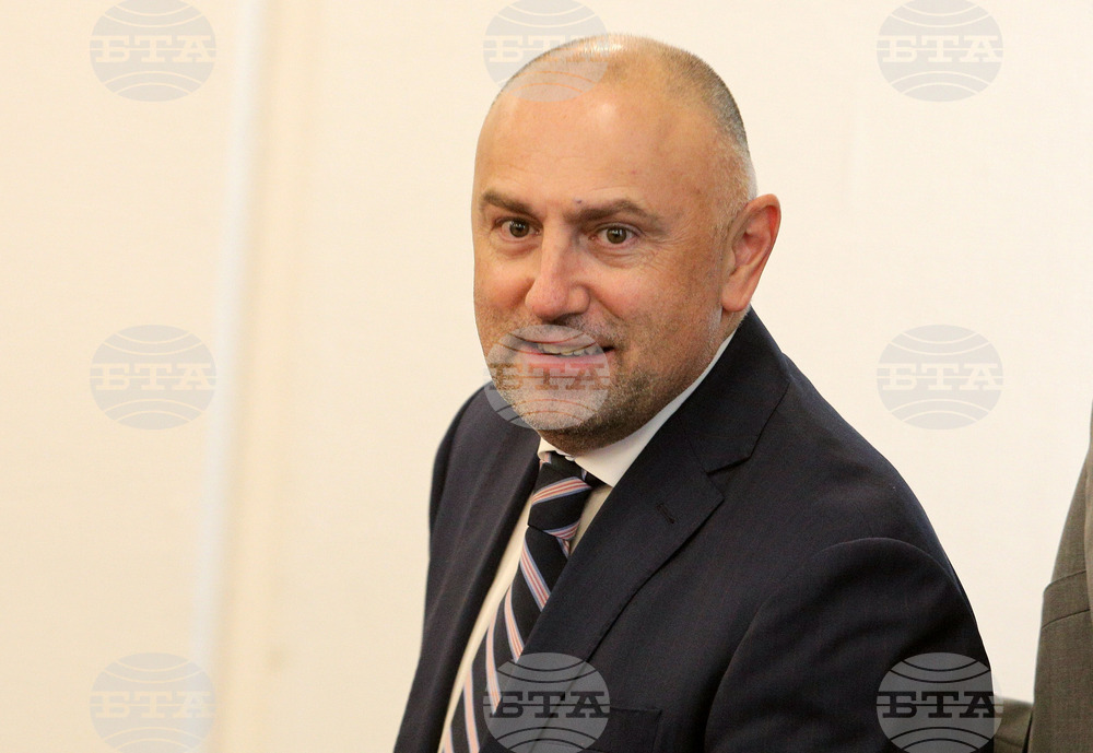 В рамките на този парламент е добре да направим всичко възможно да има втори кабинет, заяви Любомир Каримански