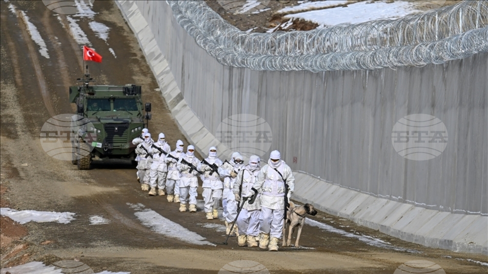 АА: Завършена е 170-километрова отсечка от стената за сигурност по границата на Турция с Иран