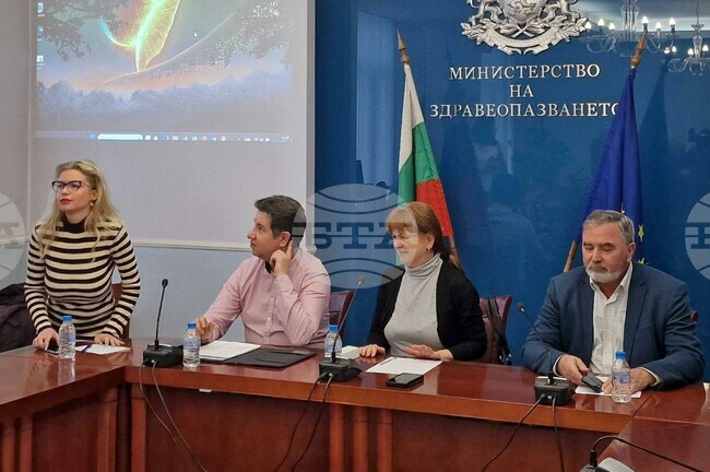 Заболеваемостта от грип предстои да се повишава, каза главният държавен здравен инспектор доц. Ангел Кунчев