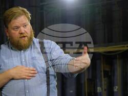 „Сцена на края на града“ – Първи студентски театрален фестивал Хасково 2022 тази вечер представя „Лодка в гората“ от Николай Хайтов на ЮЗУ „Неофит Рилски“