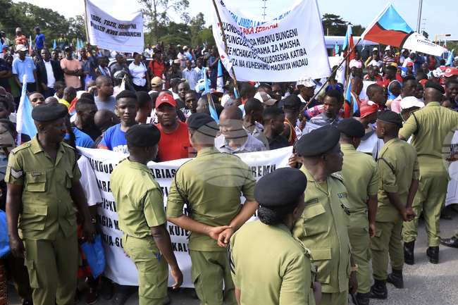 Протести избухнаха в Танзания след оспорвани избори