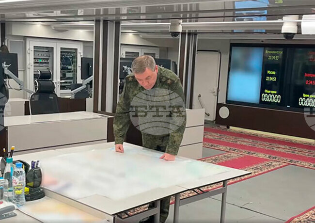 Началникът на руската армия инспектира войските, участващи в операцията в Украйна, съобщи Москва