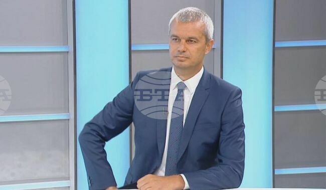 Костадинов: Българският народ ще плаща цената за решенията на правителството