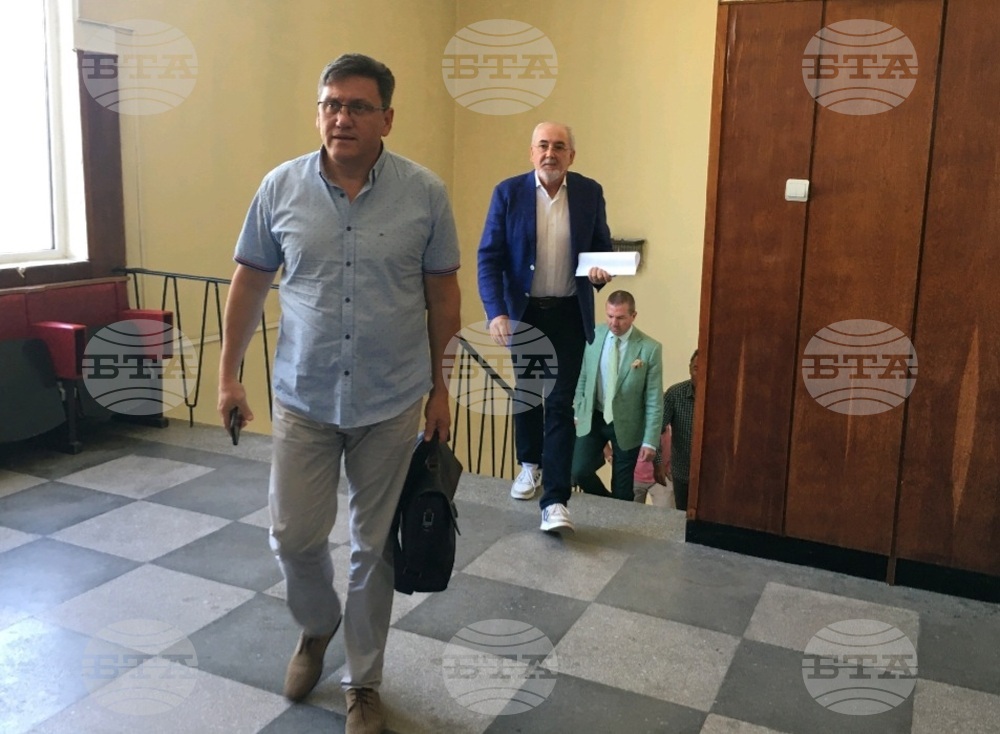 Лютви Местан отзова двамата си адвокати по делото за катастрофата с негово участие през 2019 г.