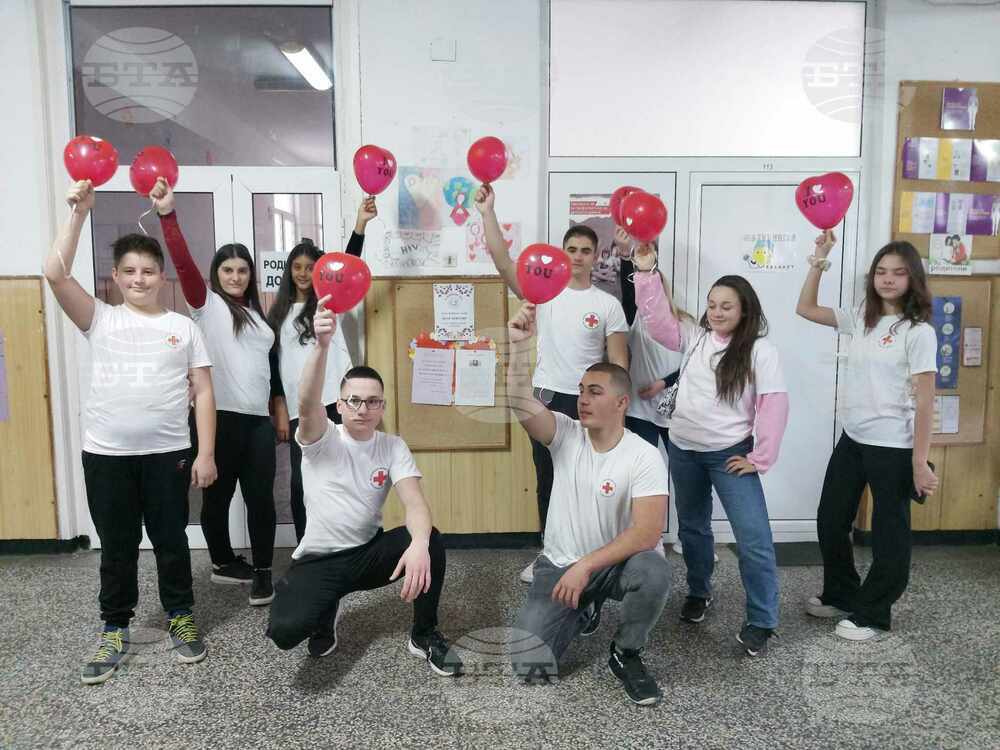 Деца-доброволци от Антоновско събраха 550 лева в благотворителна акция по повод Свети Валентин