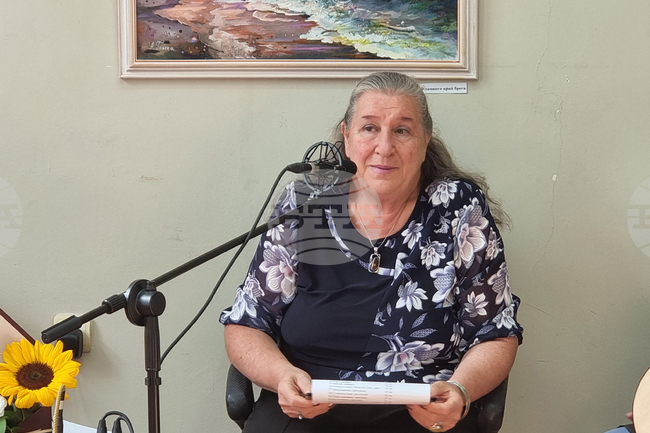 Интервюта с част от "духовните хора на България" е включила в най-новата си книга плевенската писателка и журналистка Татяна Любенова