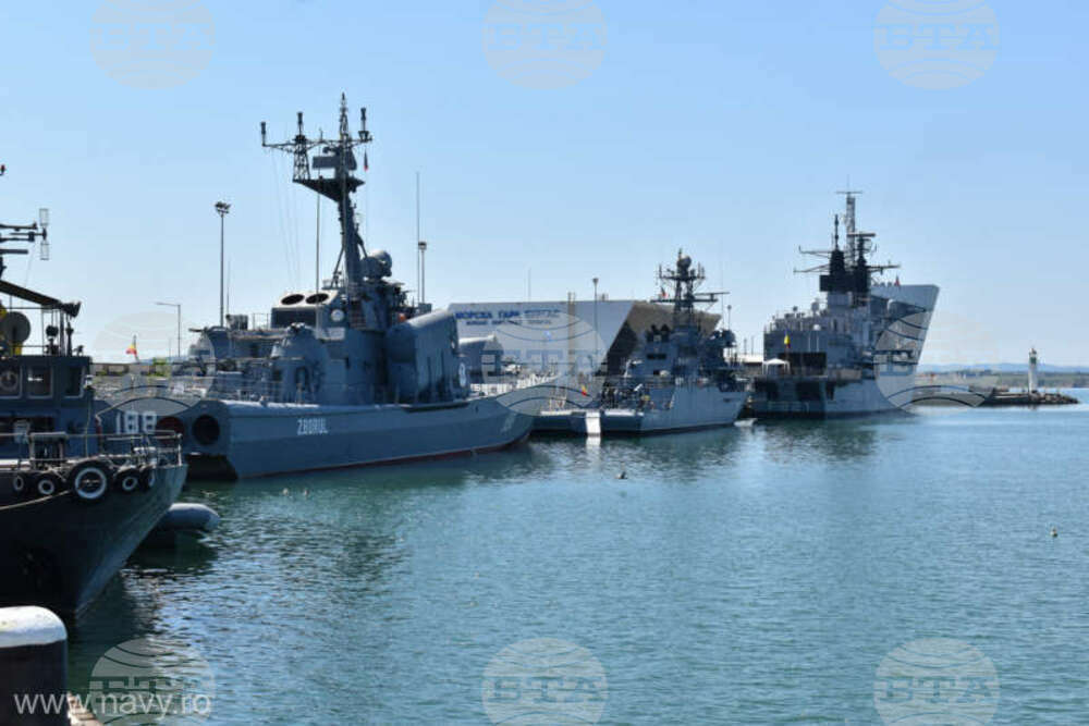Аджерпрес: Три румънски военни кораба с около 300 моряци участваха в международното учение "Бриз 22"