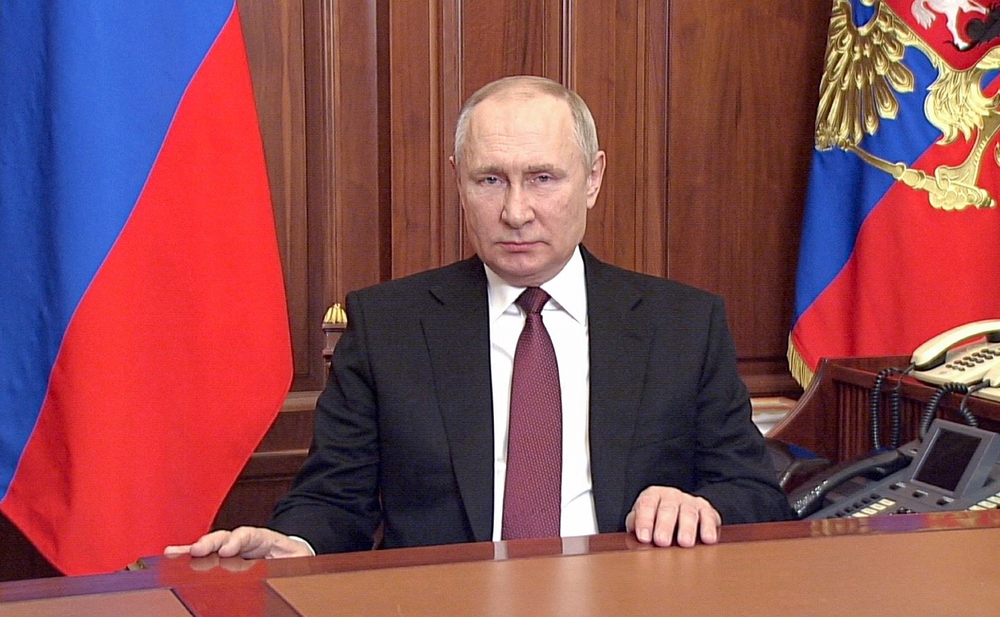 Владимир Путин въведе временен мораториум върху прага на отклонение по изплащаните държавни субсидии за горивата на петролните компании