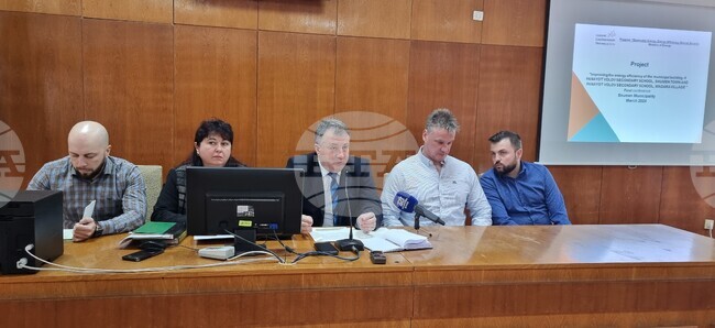 Две училища в Община Шумен са с подобрена енергийна ефективност на сградите по проект за над 2,2 млн. лв.