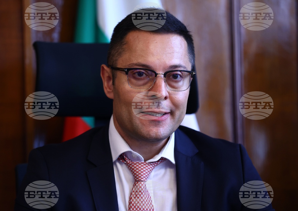 Energy Ministry Holds Working Meeting to Increase Turnover Capital for Bulgargaz