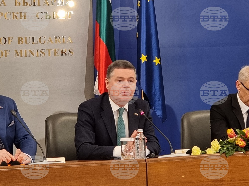 BTA Eurogroup President Bulgaria Can Adopt Euro Currency in 2025