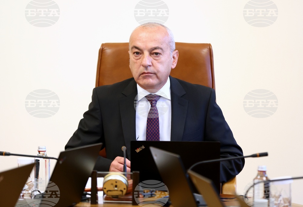 PM Donev: Energy Ministry to Tender Short-term Natgas Supplies Next Week