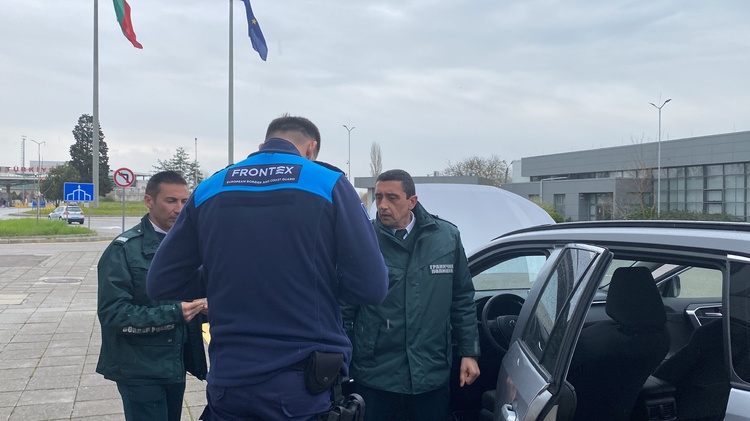 Стартира операцията по утрояване на граничните служители на ЕС по българо-турската граница