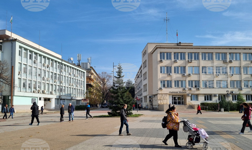 Окръжният съд в Търговище призна жена за невинна при използване на чужда дебитна карта