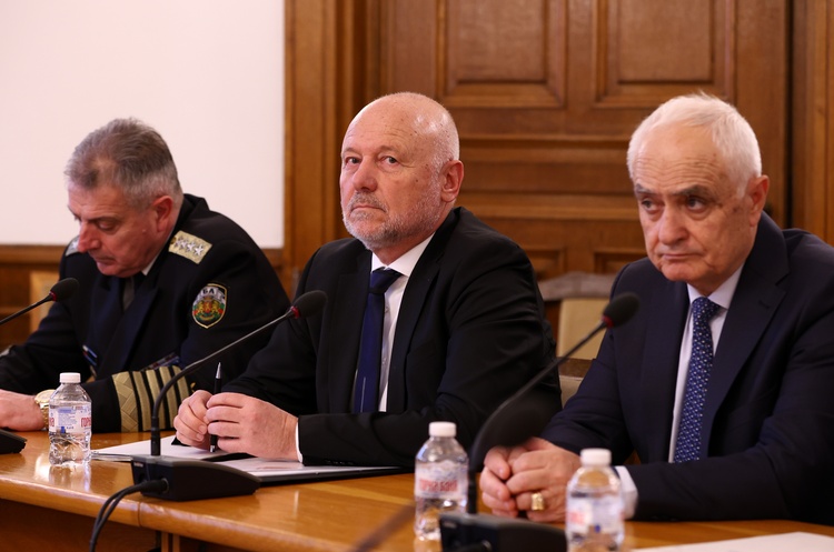Всички заложени точки в управленската програма са изпълнени, с изключение на една, каза министърът на отбраната в оставка Тодор Тагарев