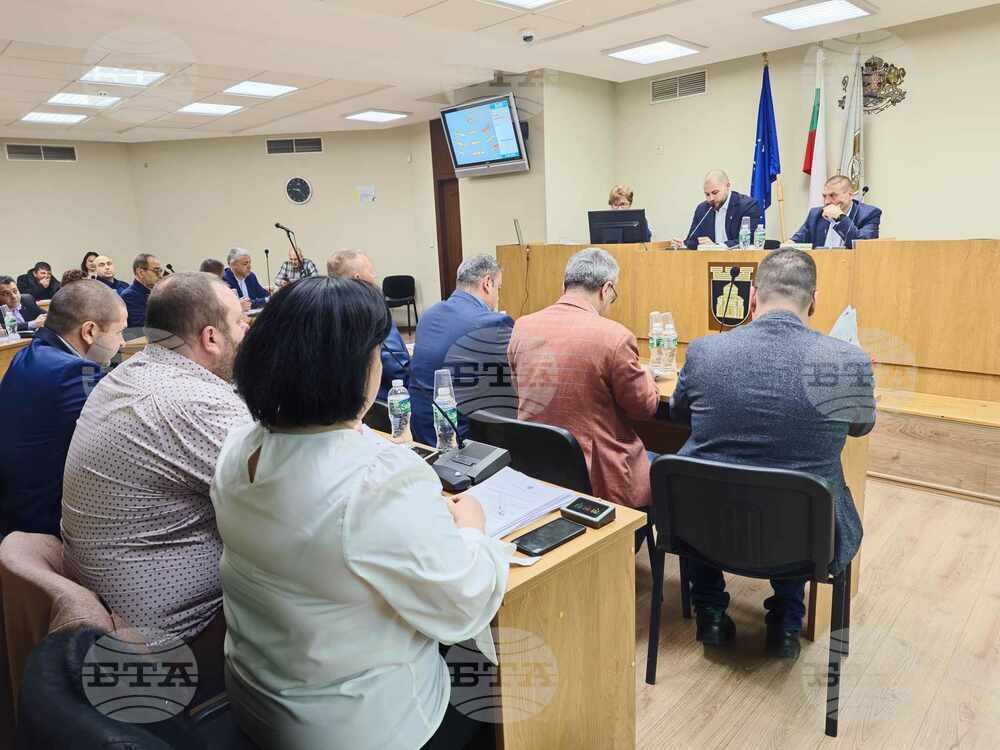 Групата на ПП-ДБ в Общинския съвет в Плевен се разпадна