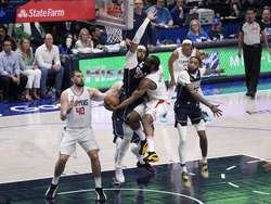 Clippers Mavericks Basketball
