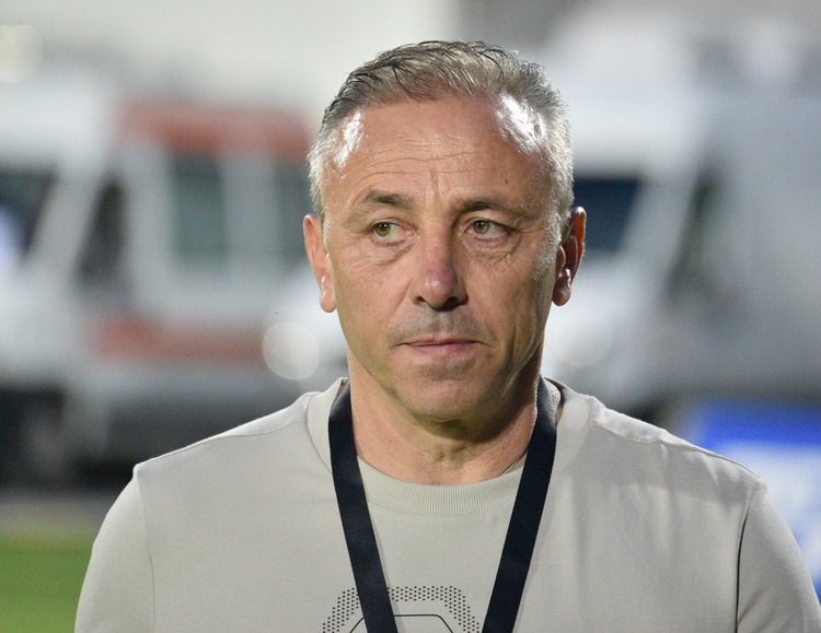 Старши треньорът Илиан Илиев ще получи награди от служебния министър на отбраната и началника на отбраната за заслуги в областта на футбола и спорта