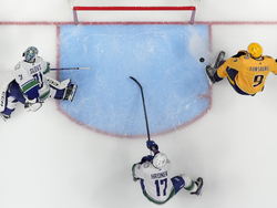 Canucks Predators Hockey