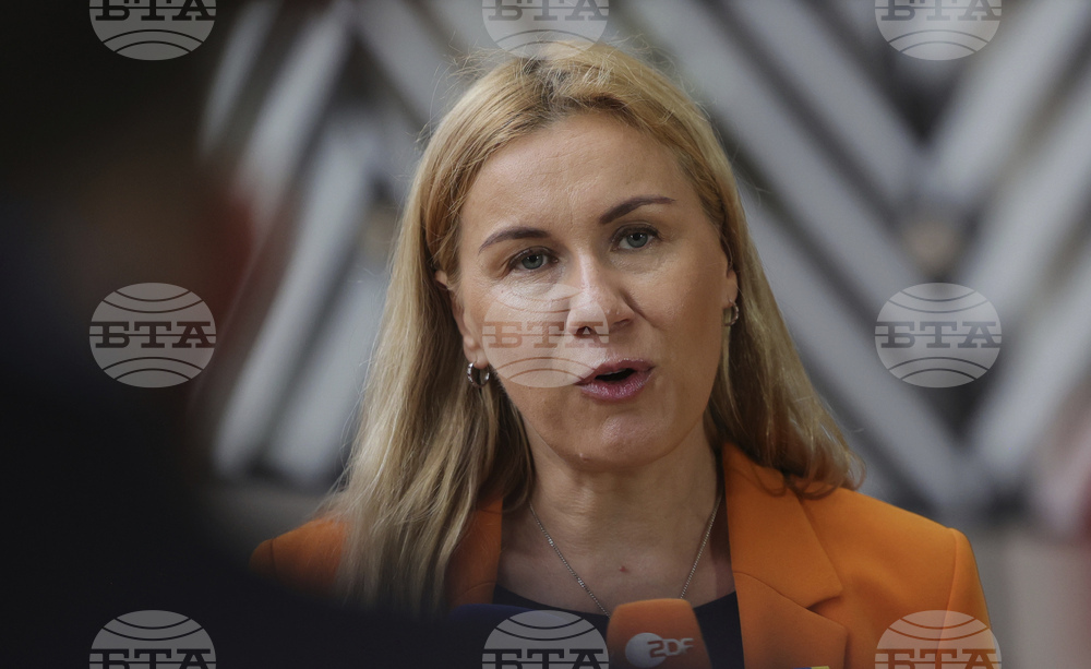 ЕС трябва да наложи таван на цената на руския газ, според еврокомисар Симсон
