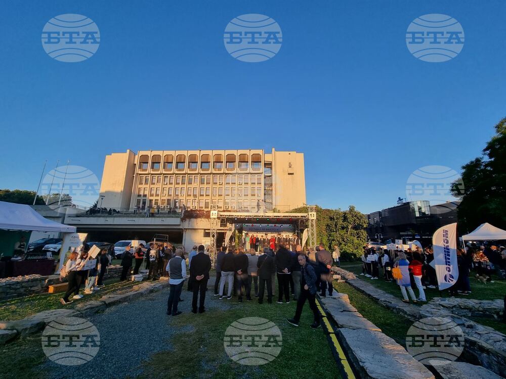 В Стара Загора откриха десетото издание на Фестивала на виното и културното наследство „Августиада“