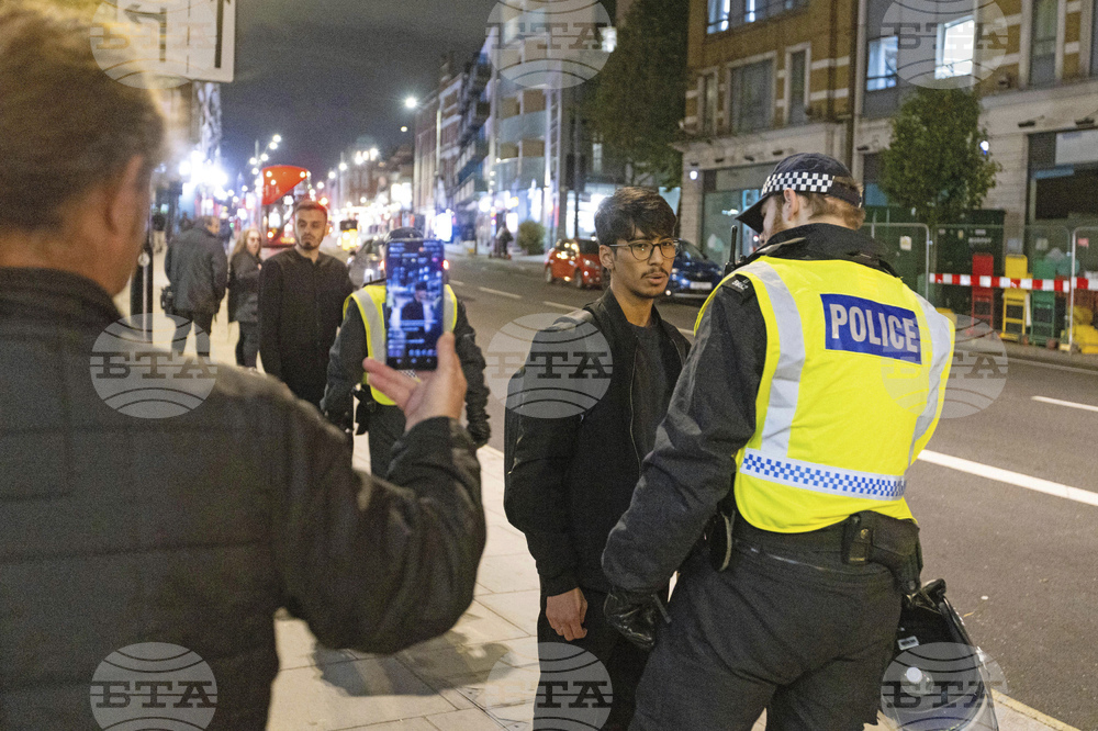 Петима ранени полицаи и 12 арестувани по време на протеста пред иранското посолство в Лондон