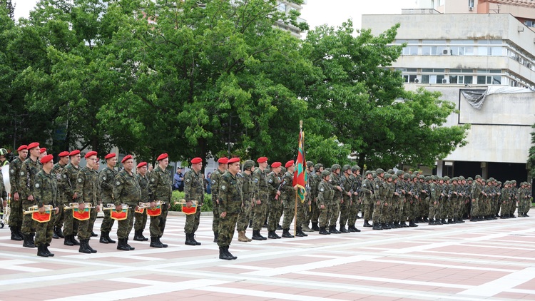 Военнослужещи и техника ще преминат по републиканската пътна мрежа в края на май и началото на юни, съобщиха от Министерството на отбраната