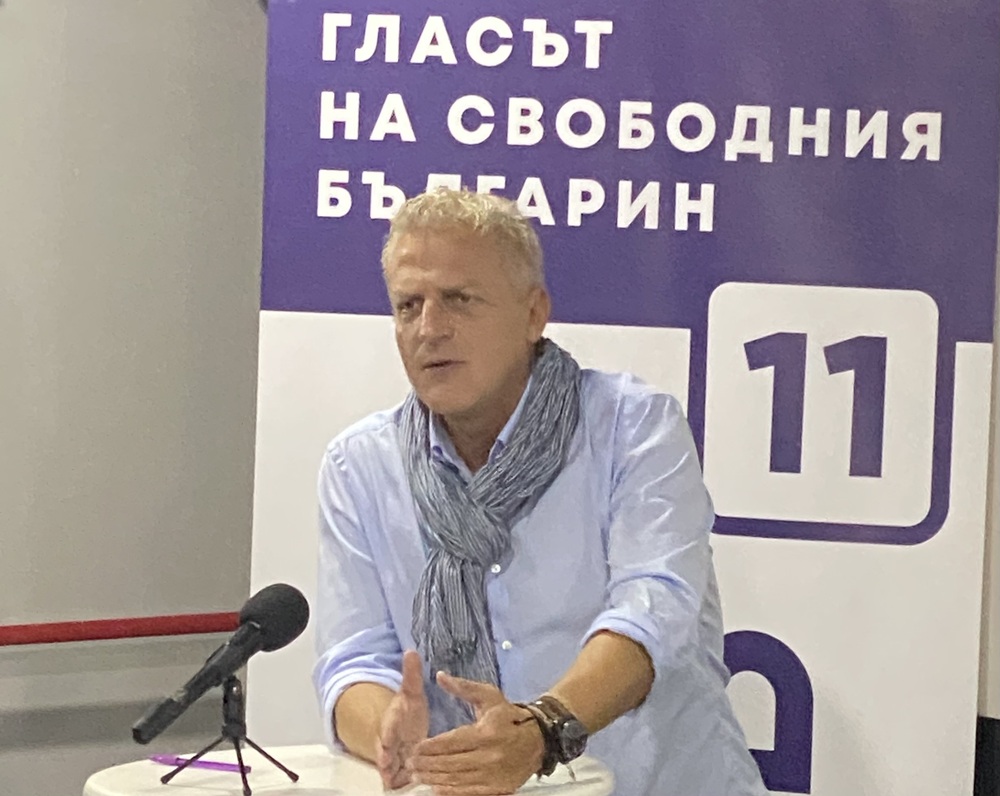Петър Москов, КОД: Политиците продават интереса на българина за рубли, долари и евра