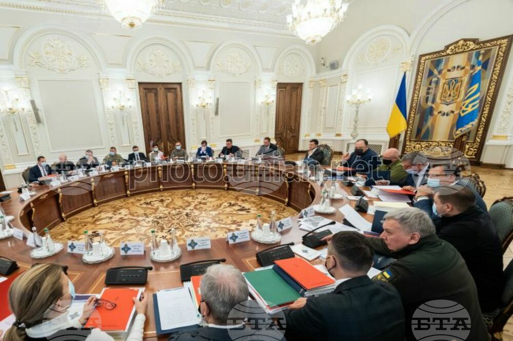 Украйна наложи санкции на над 3600 лица от Русия, включително децата на Путин