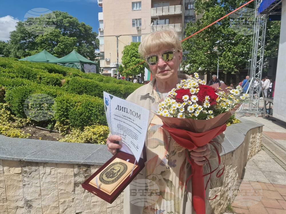 Поезията е част от мен и начина ми на живот, отразен в стиховете ми, казва поетесата Павлина Стаменова