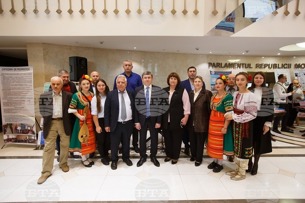 Българска реч и музика звучаха в парламента на Молдова