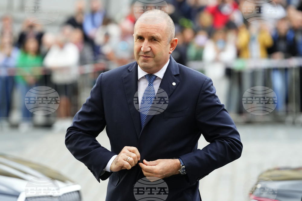 "EU Gas Price Cap Is Only Being Discussed", Bulgarian President Says