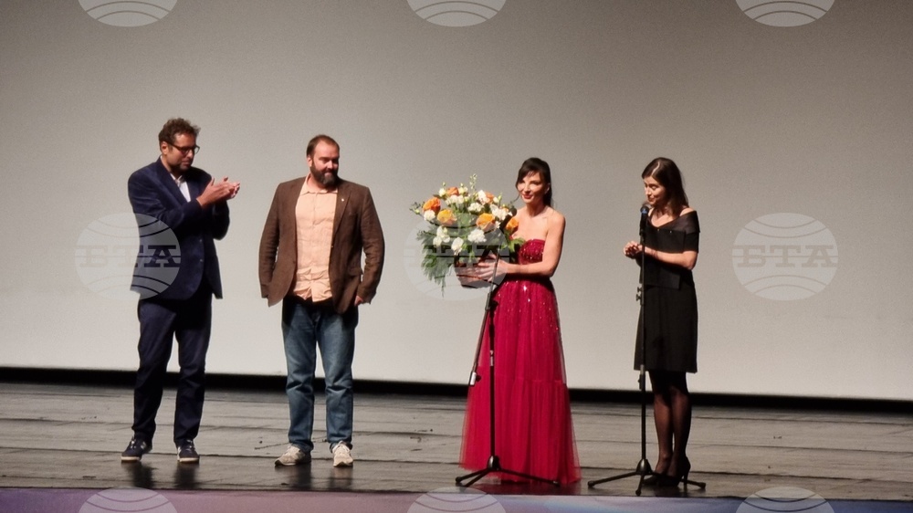 Неуловимата категория "време" може да бъде опитомена единствено от изкуството, казва Жаклин Вагенщайн