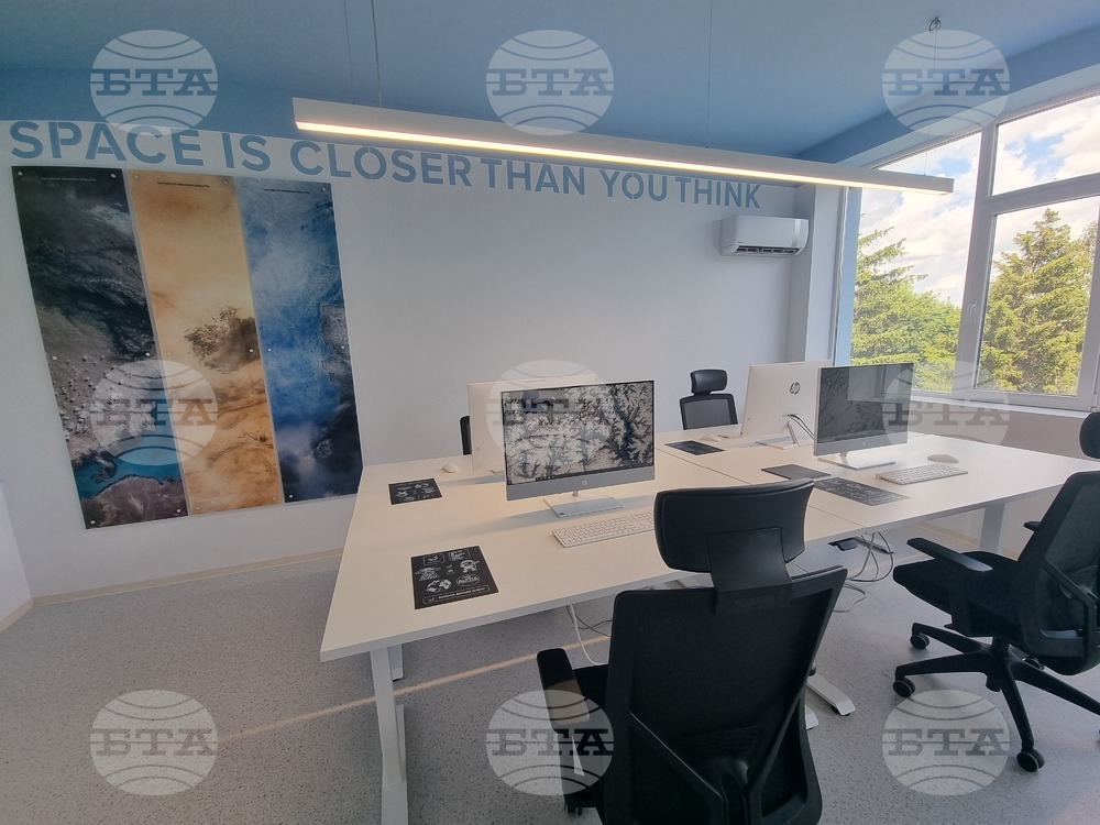 Space Research Lab Unveiled at Air Force Academy