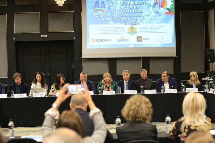 Трябва да осигурим равен достъп до качествено образование на всяко дете в България, каза заместник-министър Наталия Митева