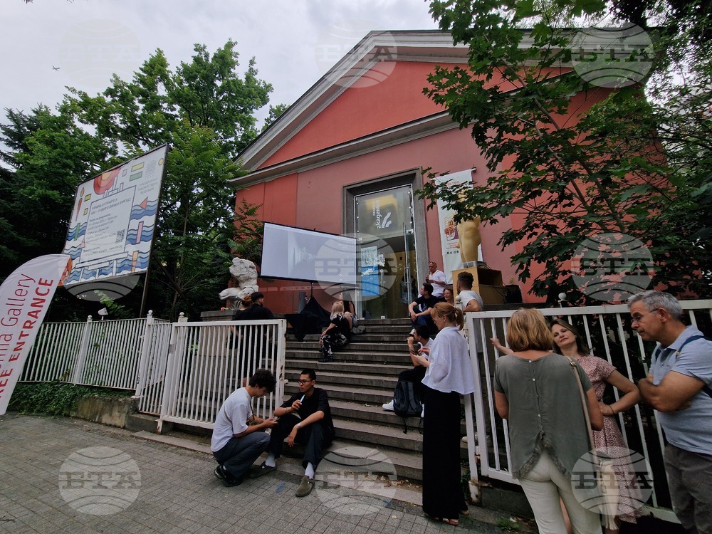 Зиятин Нуриев ще бъде тържествено удостоен днес с почетното звание „Доктор хонорис кауза“ на Националната художествена академия