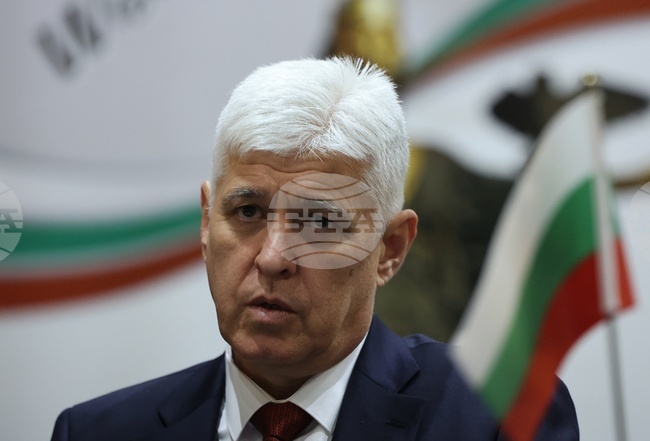 Defence Minister: Whatever Weapons We Give Ukraine Will Not Compromise Bulgarian Army’s Capabilities