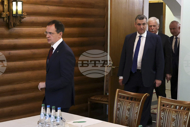 Бойците от батальона "Азов" не заслужават да живеят, заяви руски депутат, участващ в преговорите с Киев